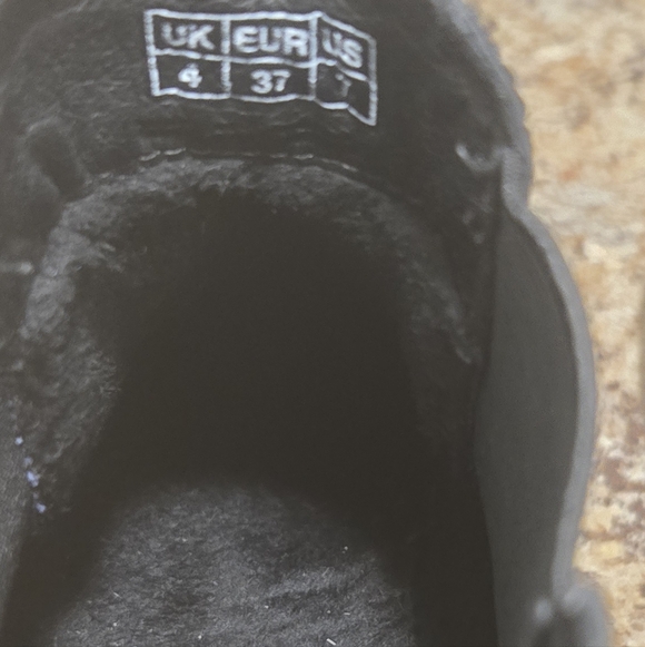 Geox Black Patent Leather Chelsea Boots. - Picture 9 of 9